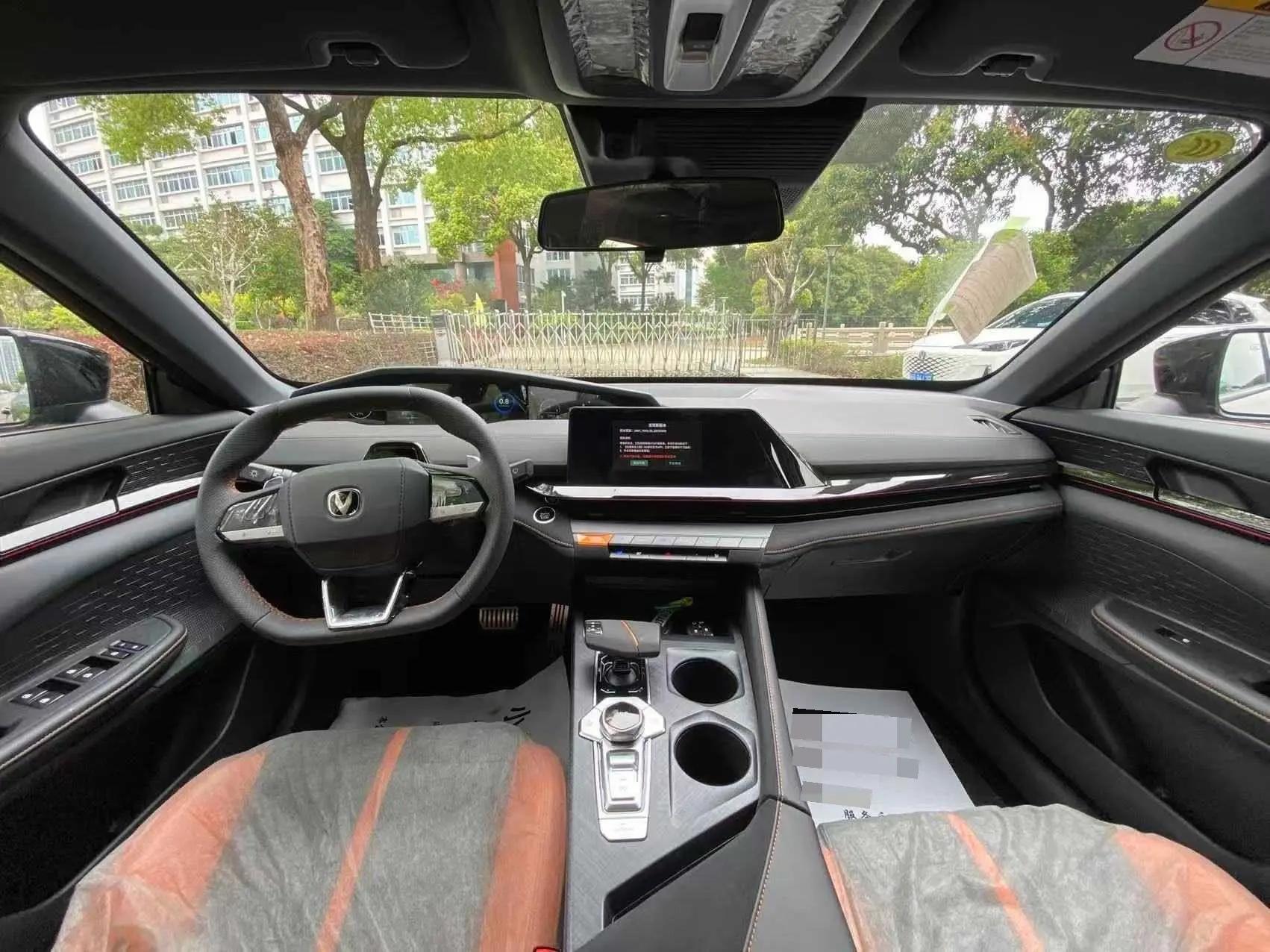 ChangAn 2024 UNI-V 1.5T Prestige Sports Automatic 6