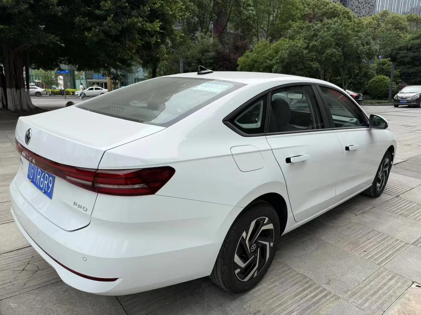Volkswagen 2026 Lavida Pro 1.5 6 Million Edition Automatic Gear 3