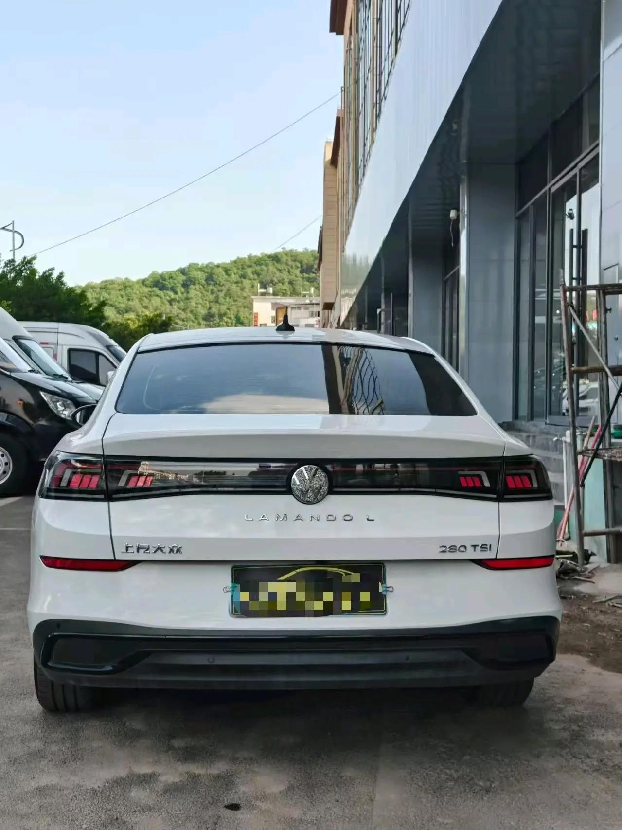 Volkswagen 2023 Lingdu L 1.4TSI 280TSI Spicy Edition Automatic 3