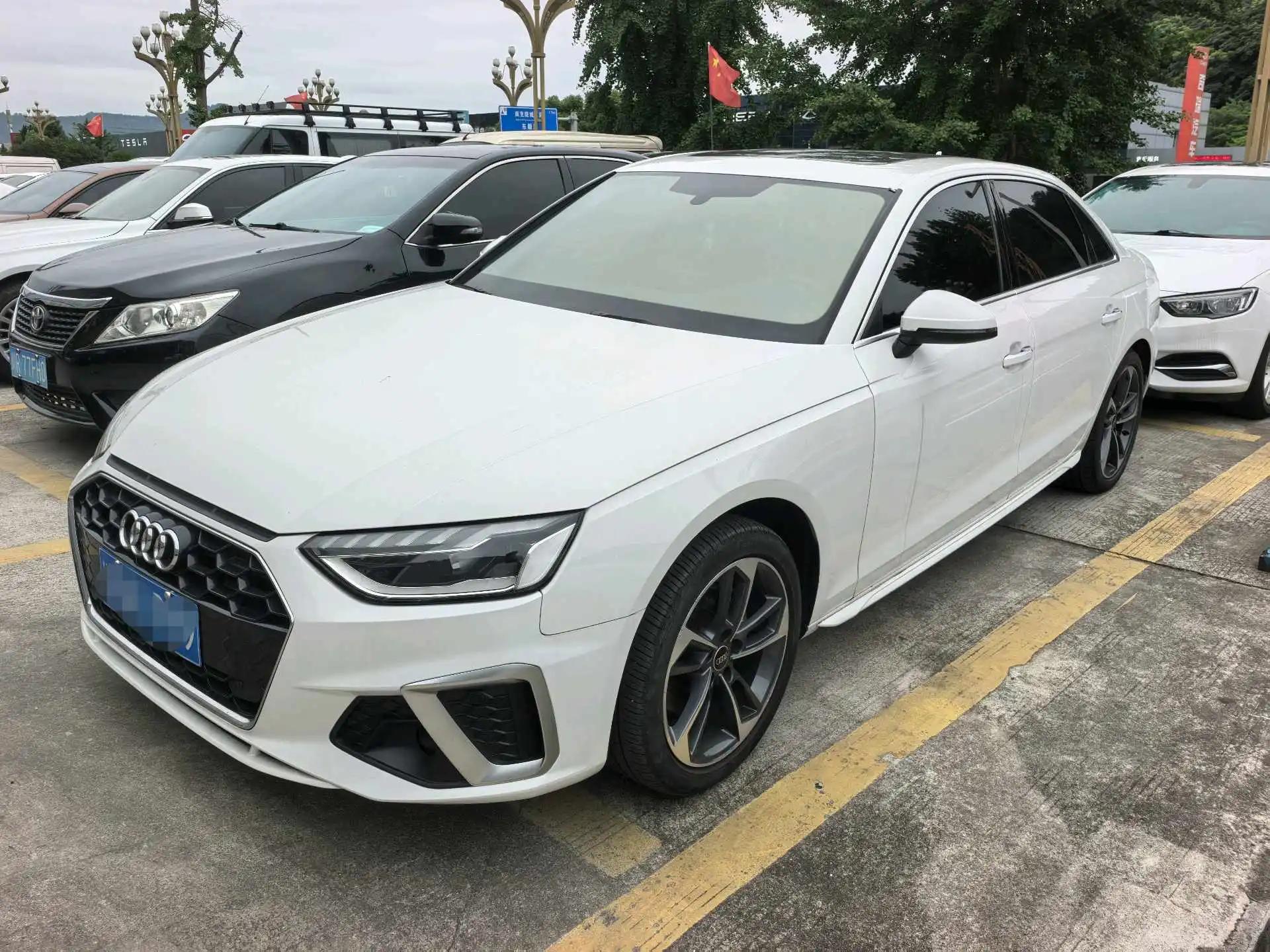 Open image lightbox: Audi 2024 A4L 2.0TFSI 40TFSI Sporty Style Automatic