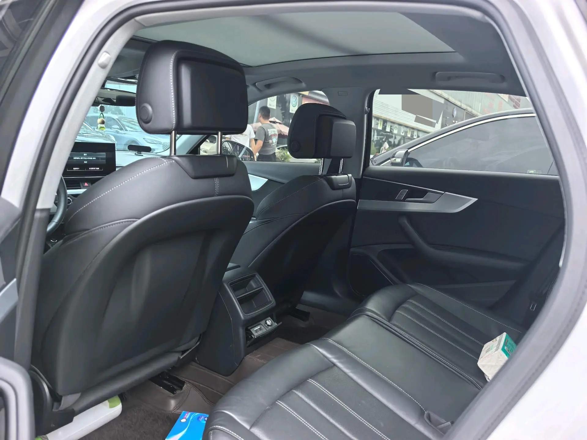 Audi 2024 A4L 2.0TFSI 40TFSI Sporty Style Automatic 5