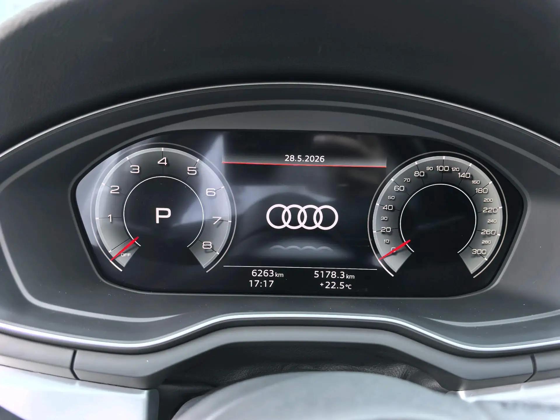 Audi 2024 A4L 2.0TFSI 40TFSI Sporty Style Automatic 9