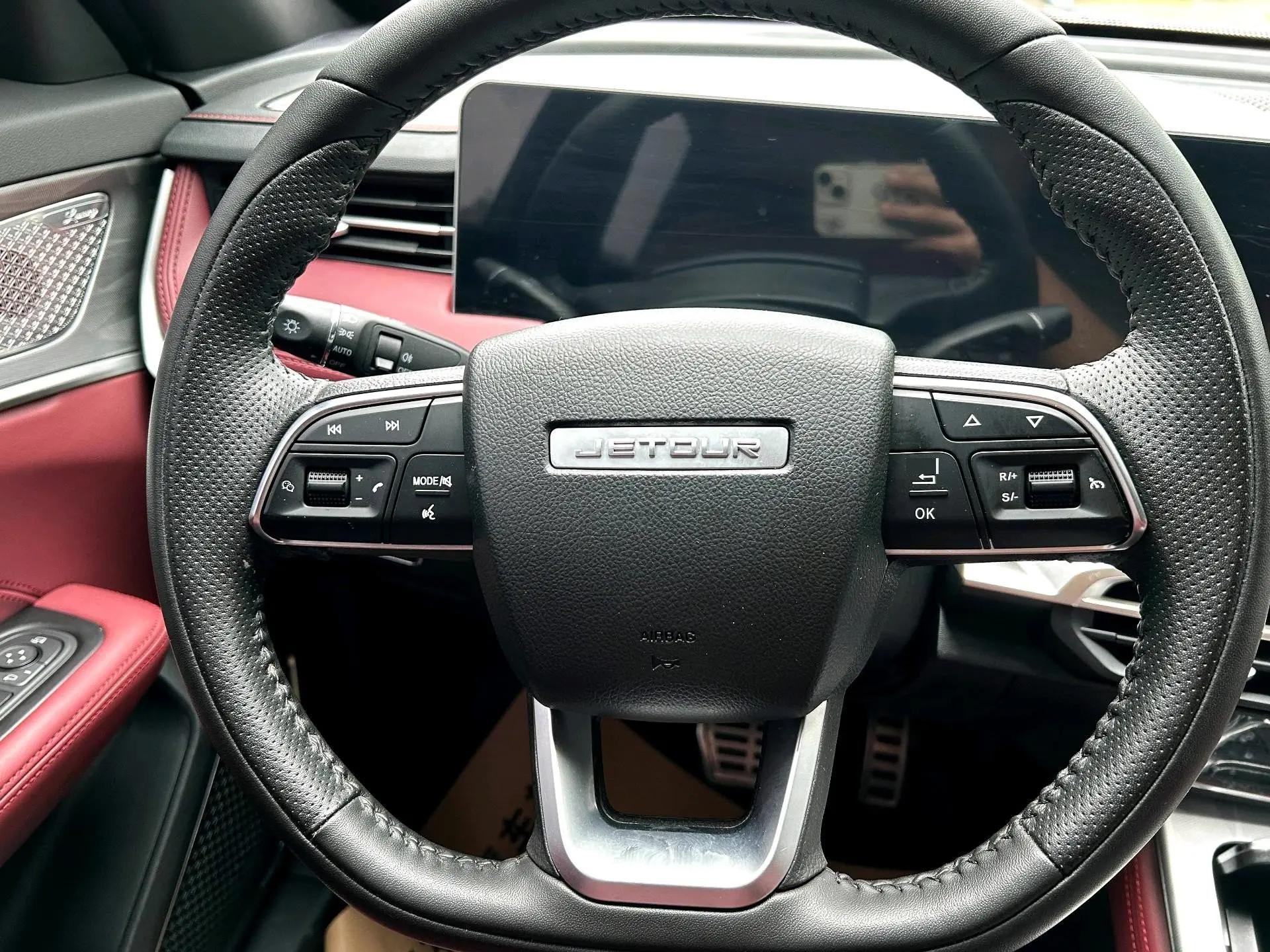 Jetour X70 PLUS 2023 1.5T DCT Brave PLUS 5 10