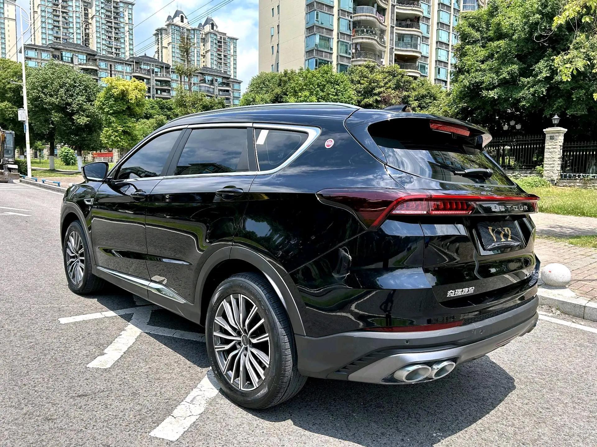 Jetour X70 PLUS 2023 1.5T DCT Brave PLUS 5 16