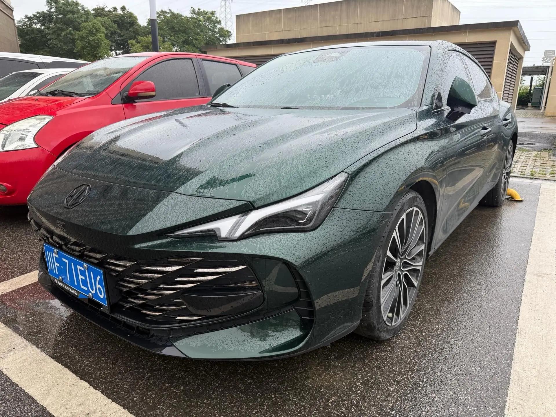 MG7 2023 2.0T Auto-hunting Luxury Edition