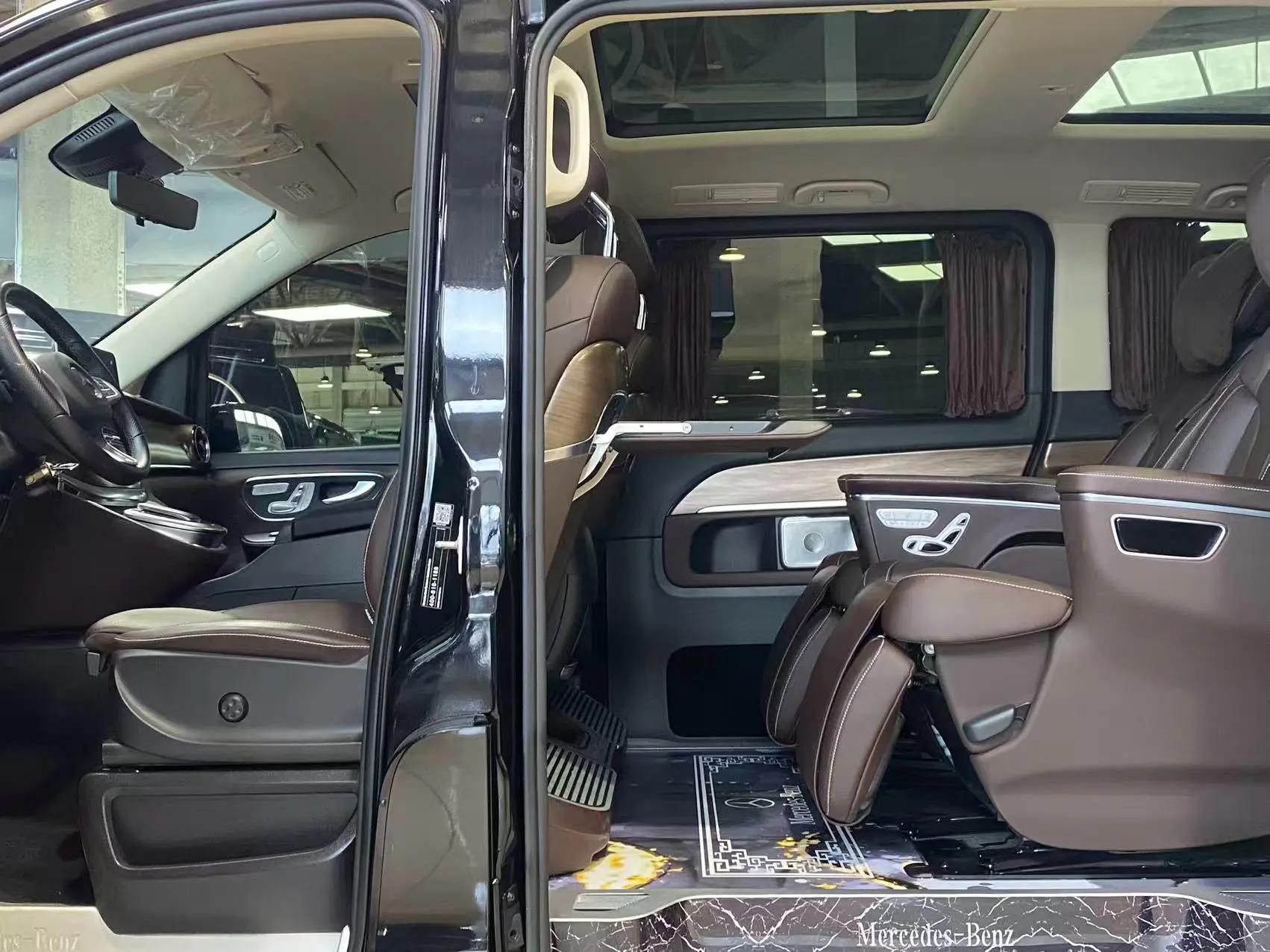 Mercedes Benz V-Class 2022V 260 L 2.0T Prestige Automatic 3