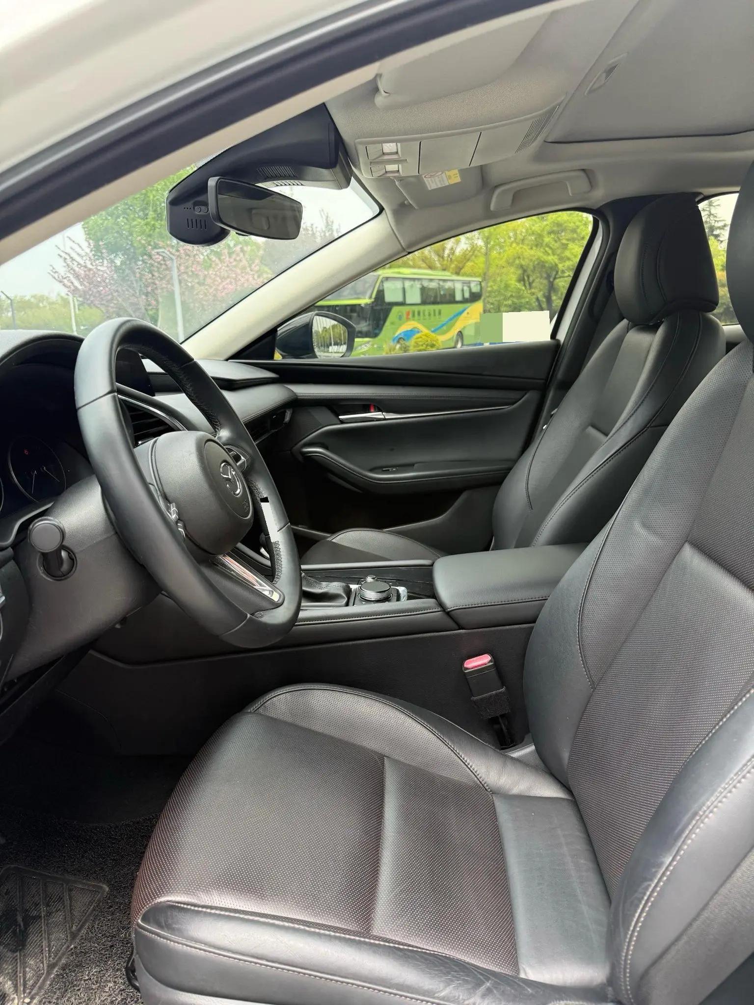 Mazda 3 Onksera 2020 2.0L Automatic Quality Elegant Edition 4
