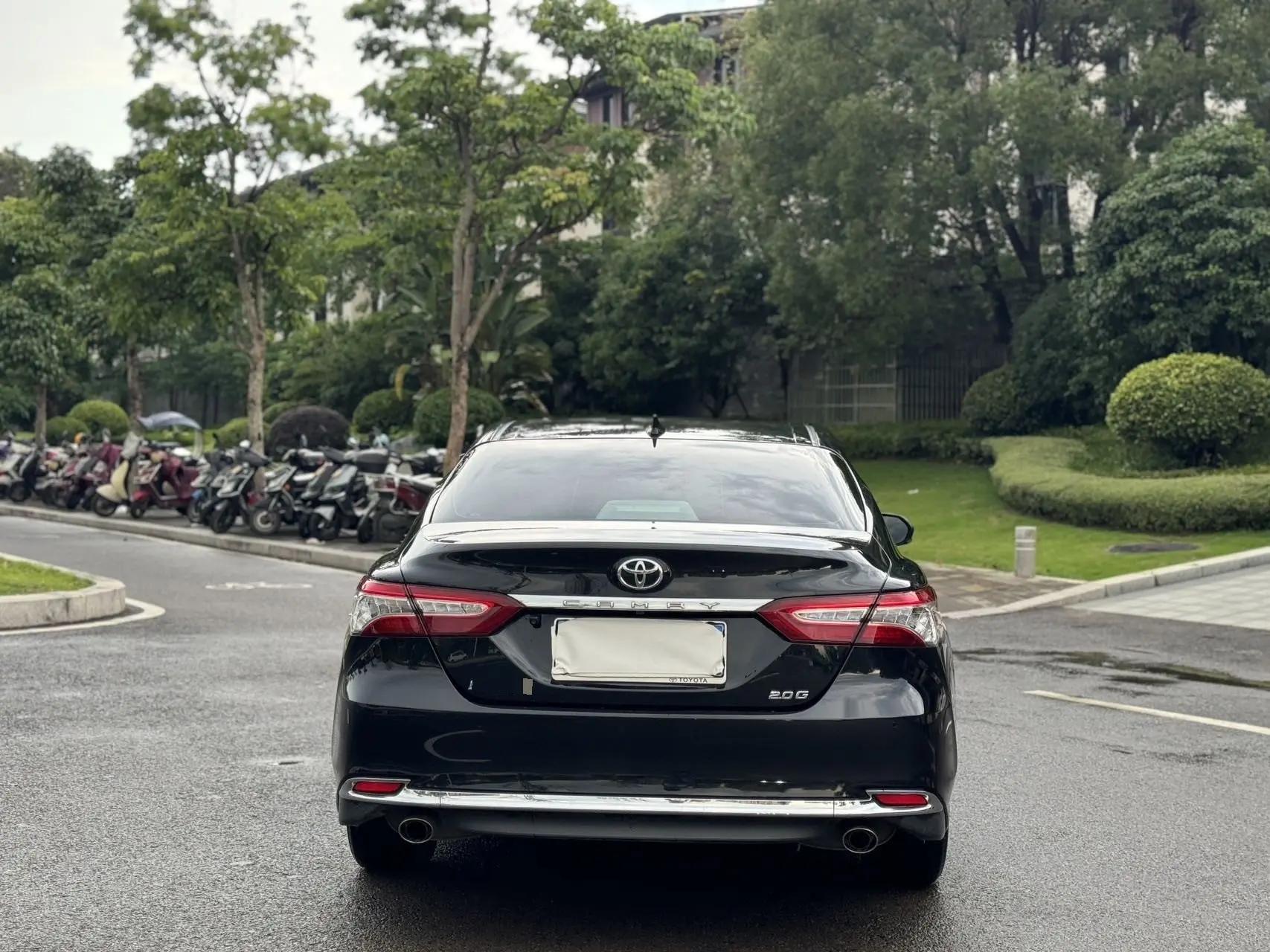 Toyota 2023 Camry 2.0G CVT Luxury Edition Automatic 8