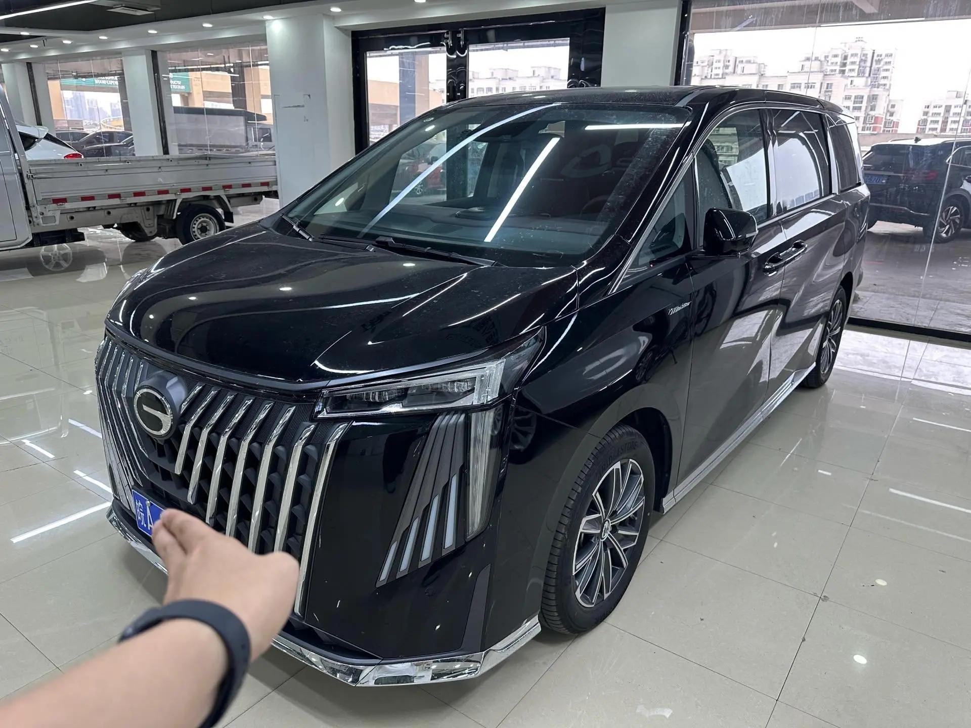 GAC Trumpchi 2024 M8 2.0T 400T Master Series Prestige Automatic