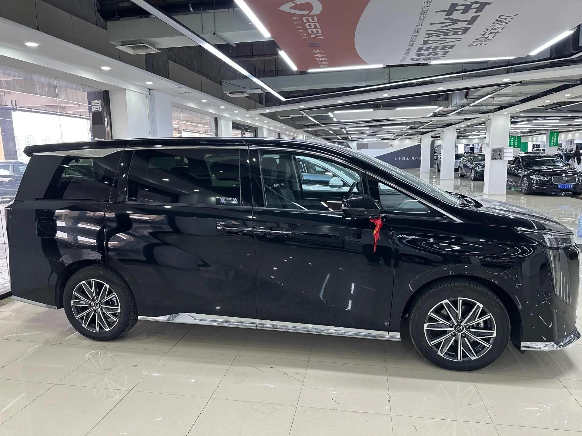 GAC Trumpchi 2024 M8 2.0T 400T Master Series Prestige Automatic 4