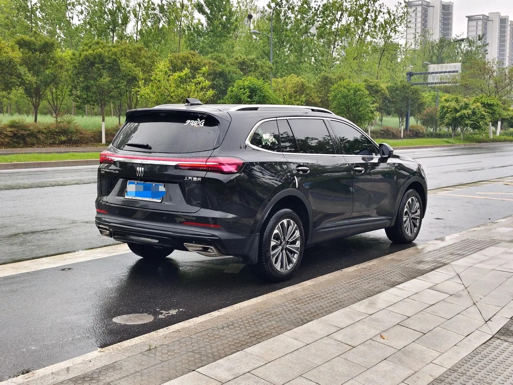 Buick 2025 Enclave Plus 2.0T 28T Two-Wheel-Drive Platinum Edition Automatic 4