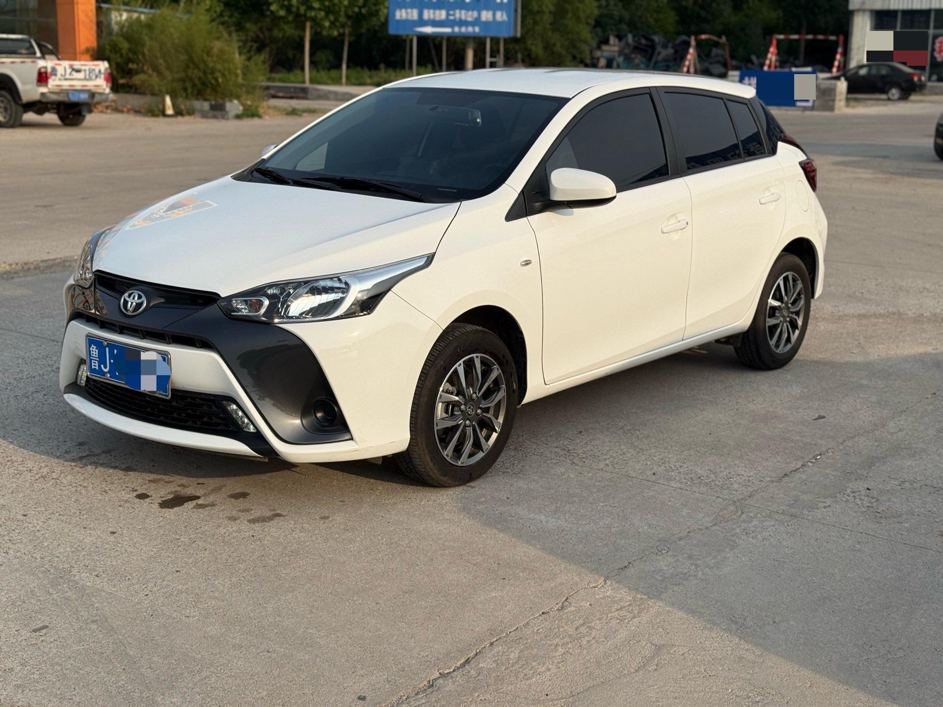 YARiS L Zhixuan 2022 1.5L CVT Leading PLUS Edition