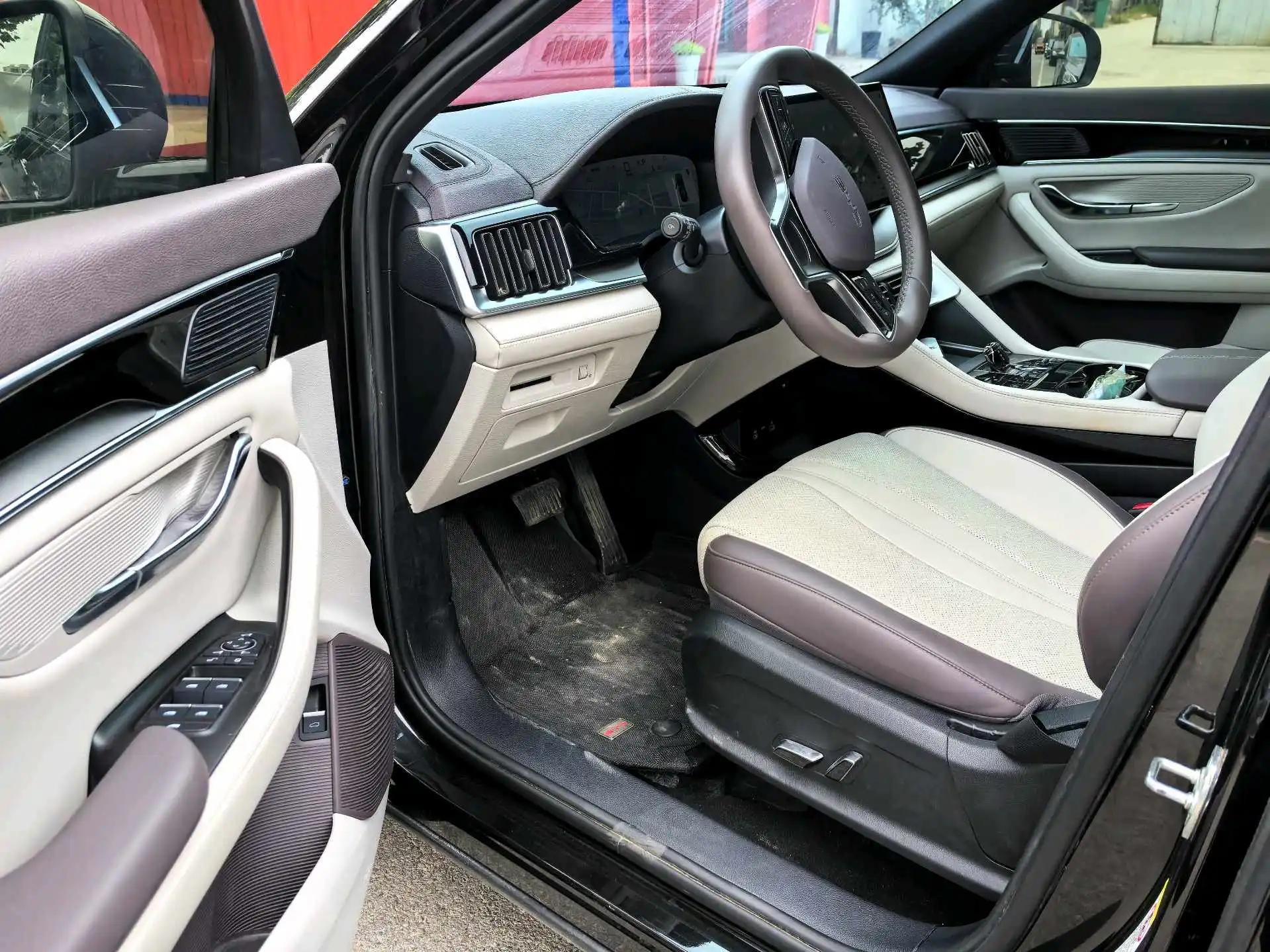 BYD Song PLUS New Energy 2025 Song PLUS DM-i 1.5 Stepless 112KM Honorable Automatic Gear 4