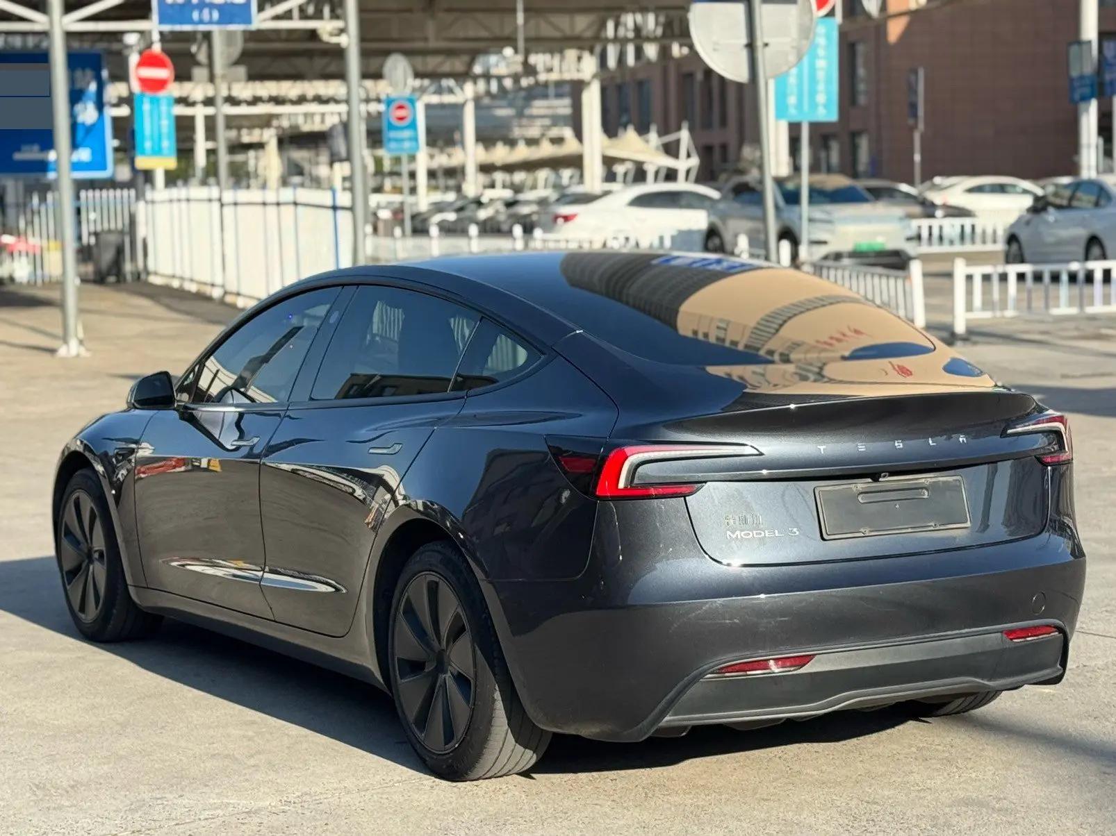 Model 3 2023 Rear-Wheel Drive Edition 7