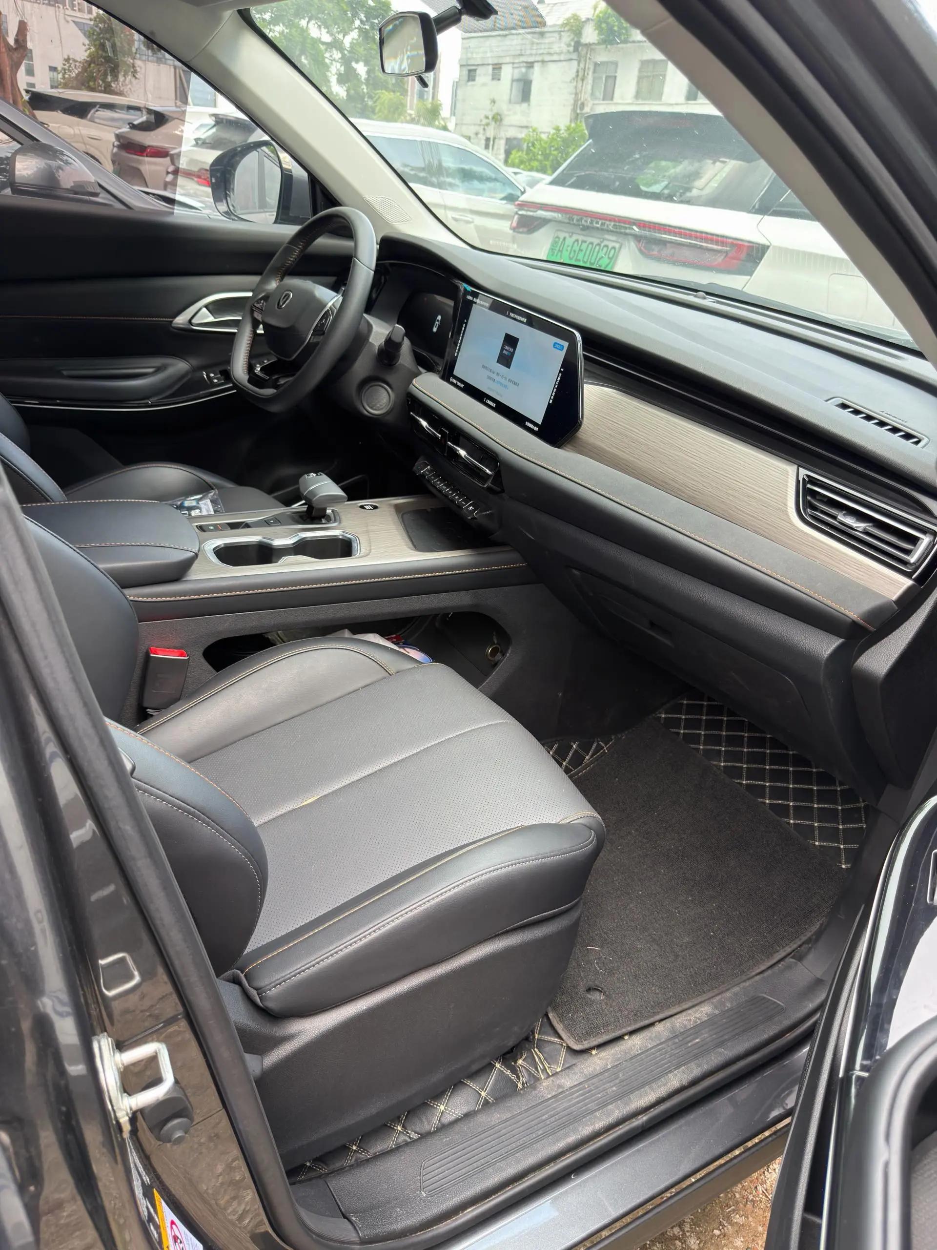 ChangAn X7 PLUS 2024 1.5T Auto Zunyao 7-seat 6