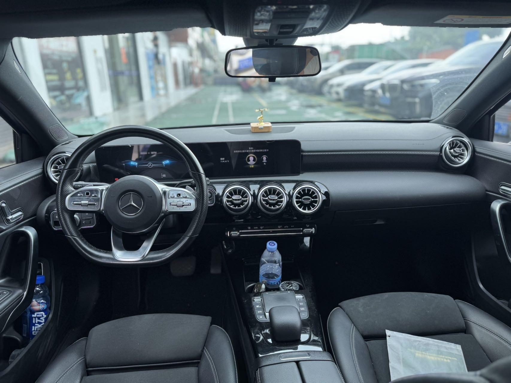 Mercedes Benz Class A 2022 Model Changed to Class A 200 L Sports Sedan Fashion Model 6