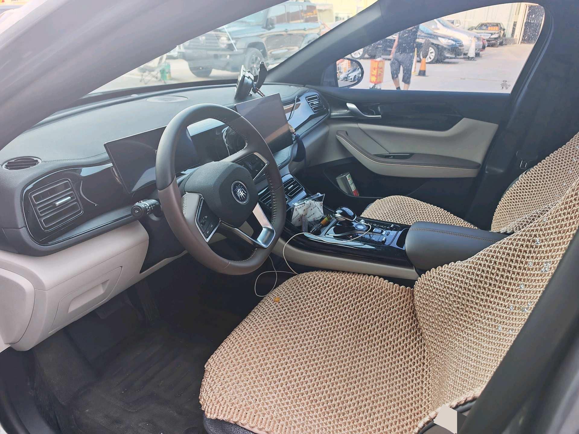 BYD 2024 Qin PLUS DM-i 1.5 CVT Glory Edition 55KM Prestige Automatic 4