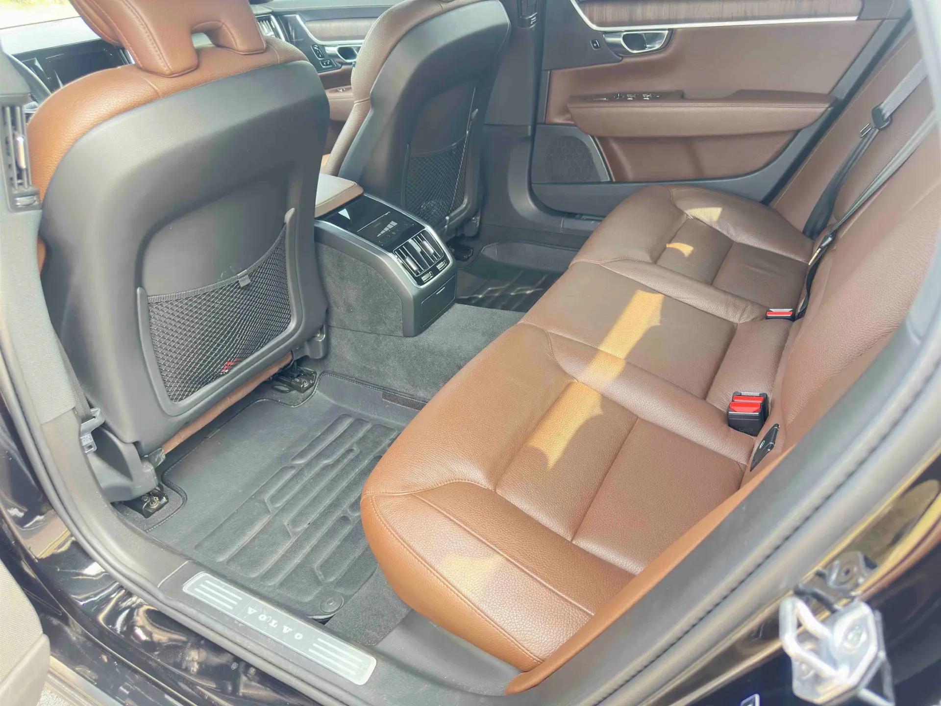 Volvo S90 2021 B5 Zhiyuan Deluxe Edition 4