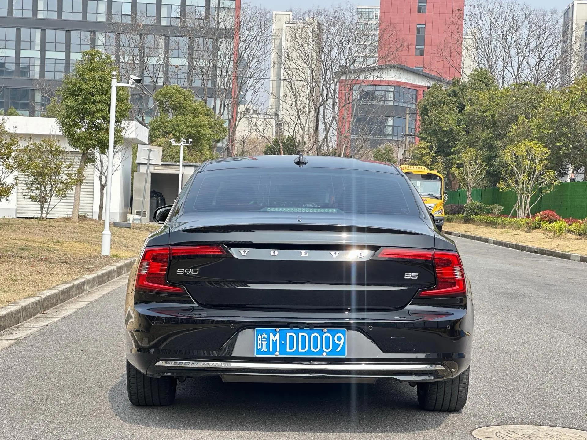 Volvo S90 2021 B5 Zhiyuan Deluxe Edition 7