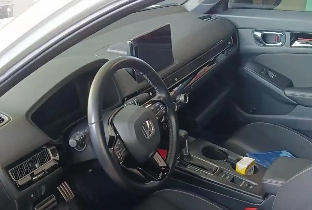 Civic 2022 240TURBO CVT Combustion Edition 5