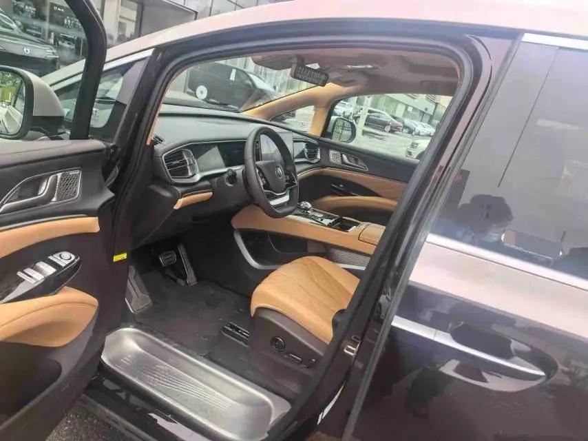 Denza 2025 Denza D9 DM-i 1.5T stepless intelligent driving version 1020 four-wheel drive flagship automatic gear 2