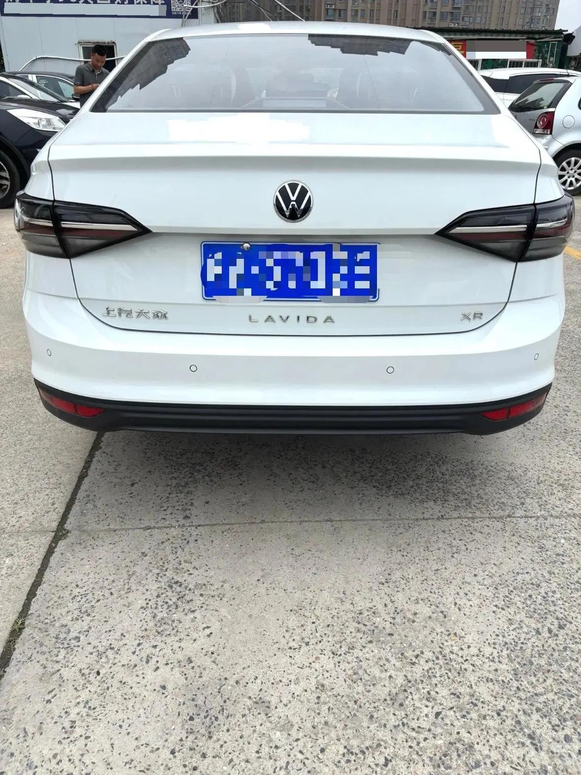 Volkswagen 2025 Lavida New Entry 1.5 Outstanding New Edition Automatic 3