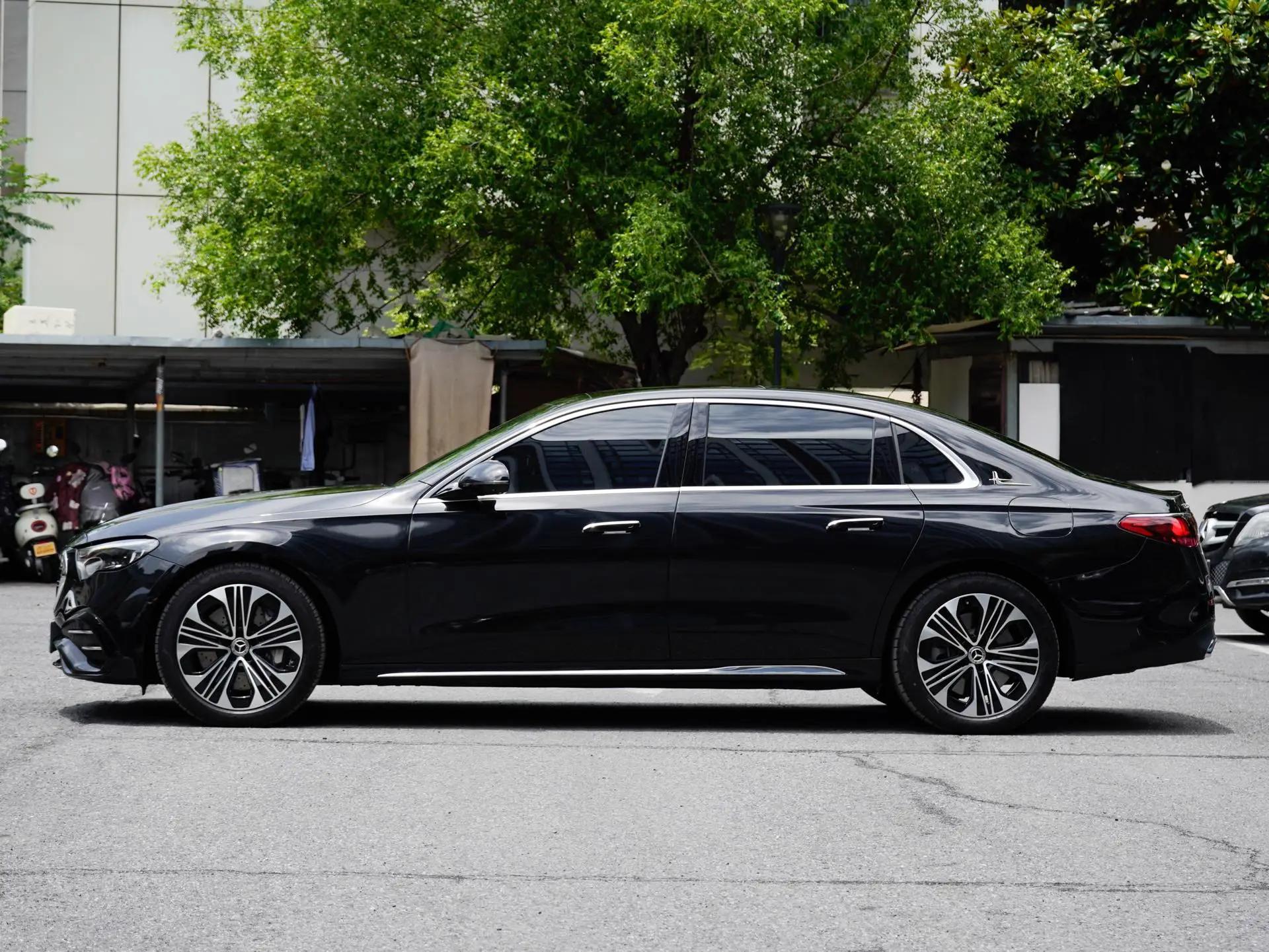 Mercedes Benz E-Class New Energy 2024 E 350 e L 2.0T Sports Automatic 3