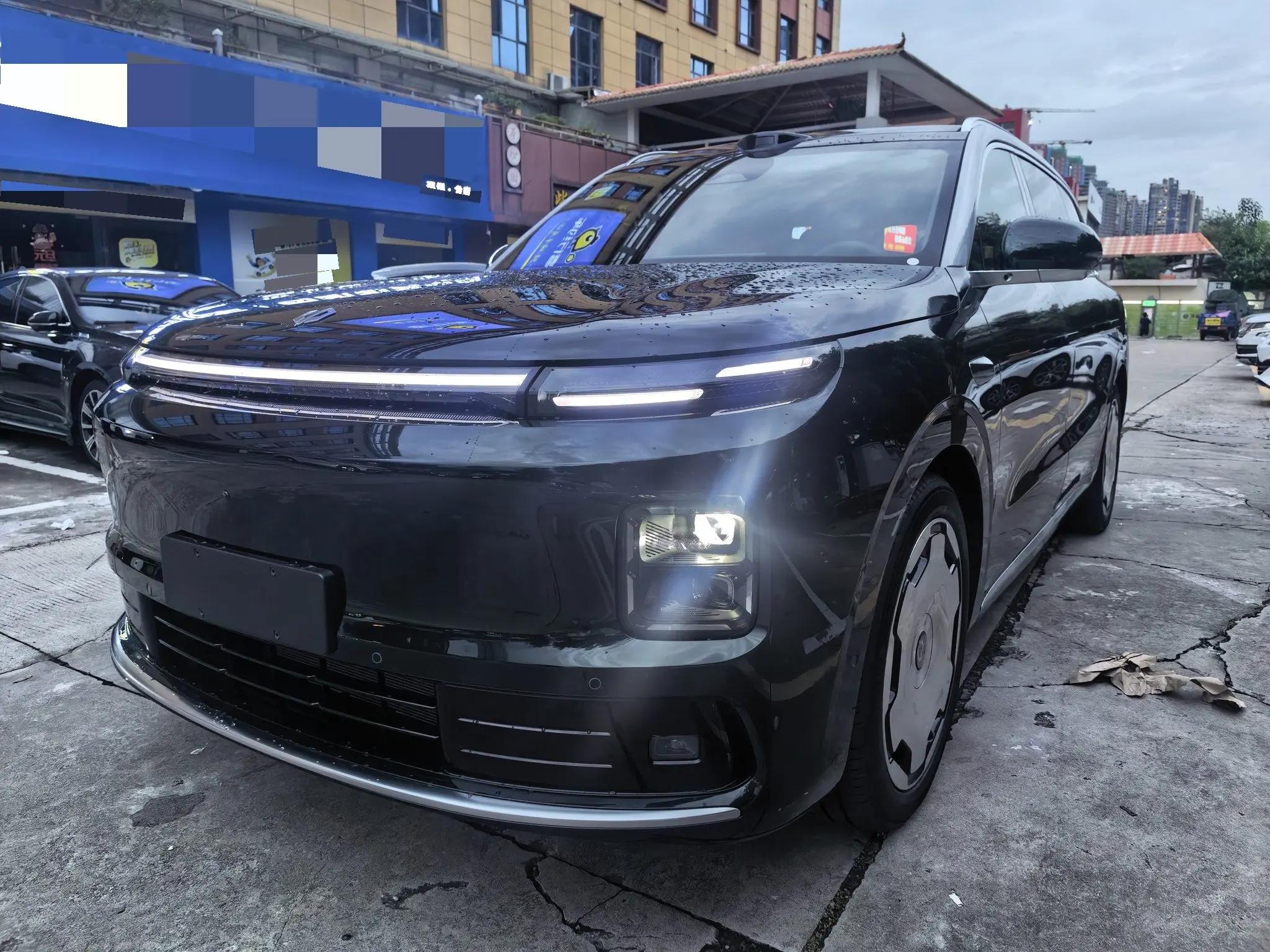 Open image lightbox: Leapmotor 2026 D 19 500 Zhizun Edition 6-seat Automatic Gear
