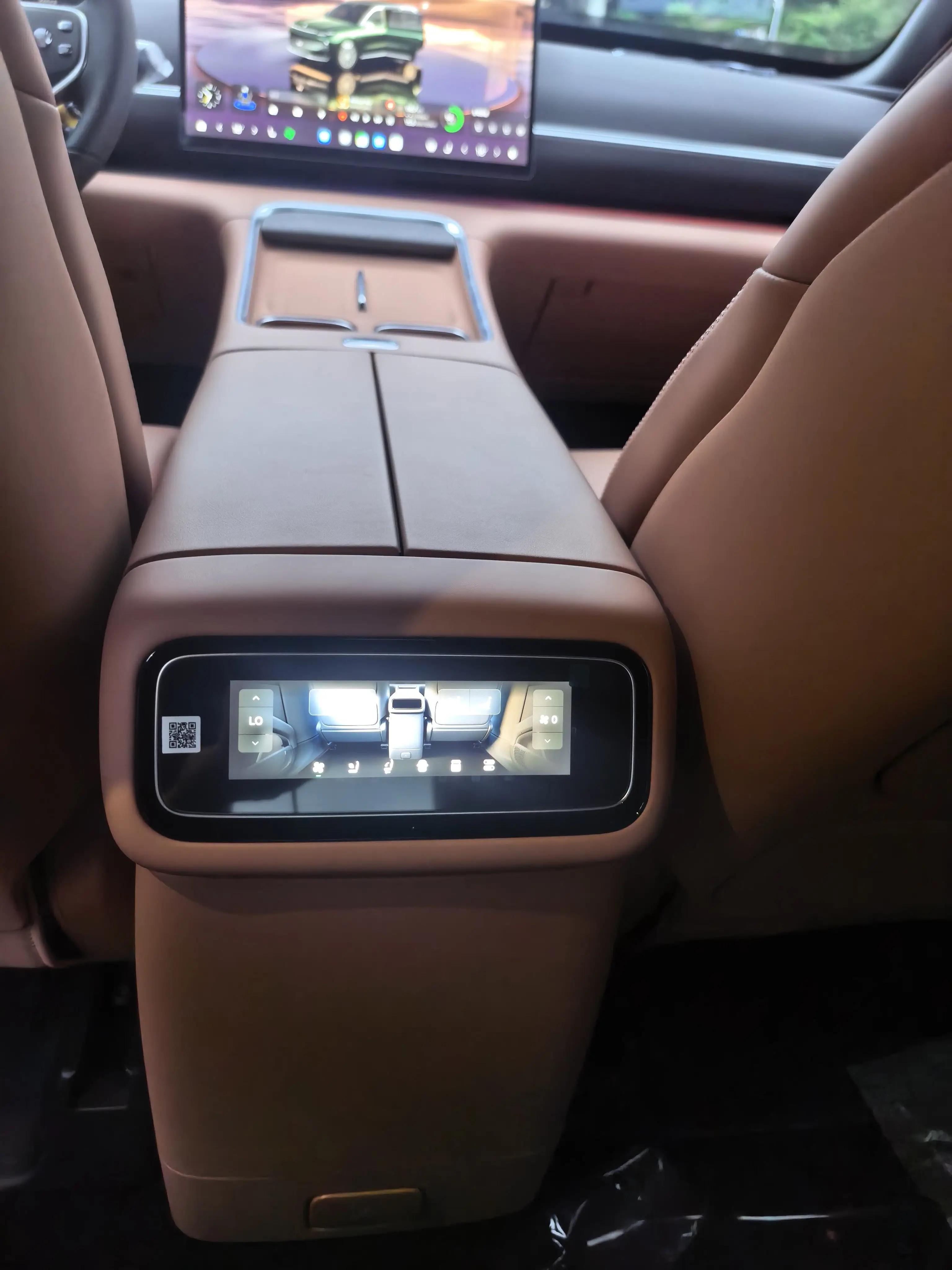 Leapmotor 2026 D 19 500 Zhizun Edition 6-seat Automatic Gear 11