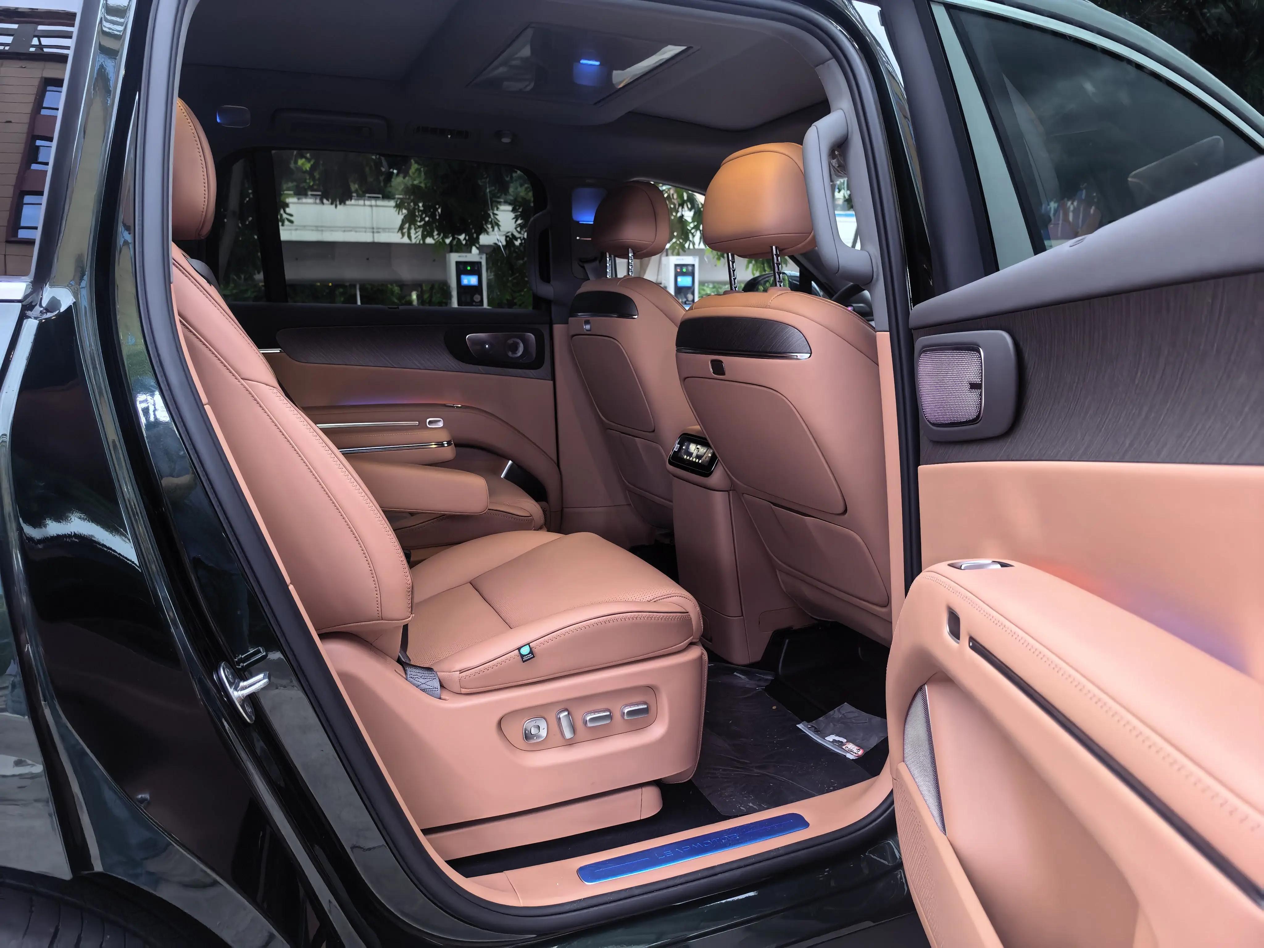 Leapmotor 2026 D 19 500 Zhizun Edition 6-seat Automatic Gear 14