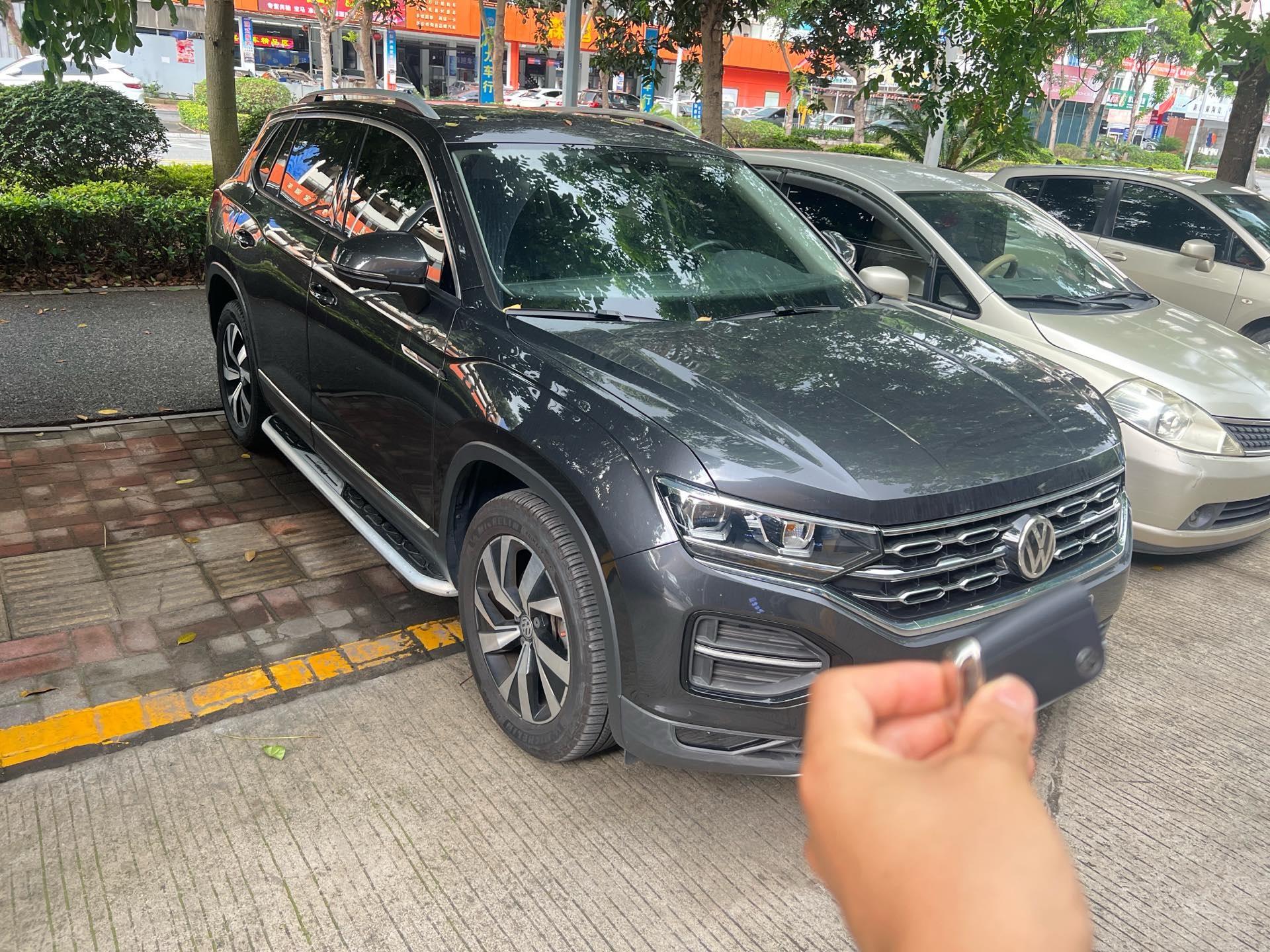 Tan Yue 2020 330TSI Two-Drive Deluxe Zhilian Edition 3
