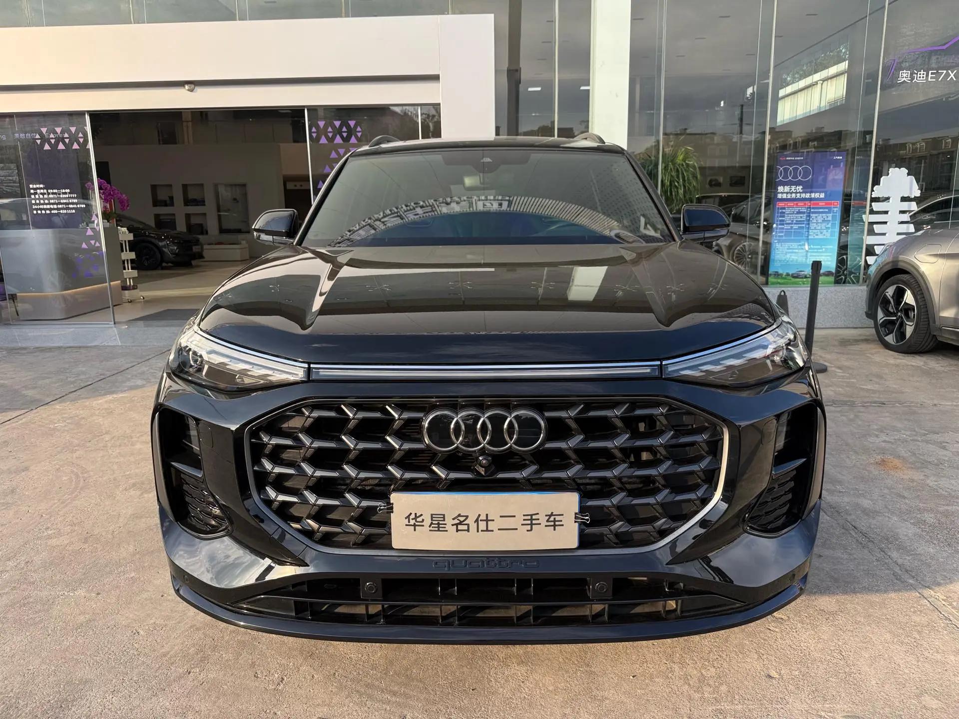 Audi 2024 Q6 2.0TFSI 45TFSI Quattro Black Samurai Edition 6-seat Automatic Gear 2