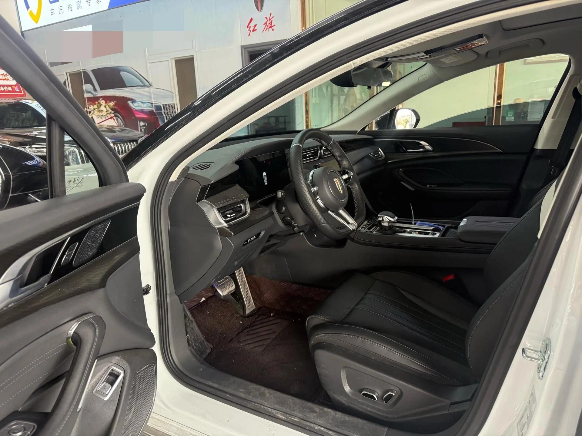 HongQi H6 2024 2.0T to the United States Edition 4
