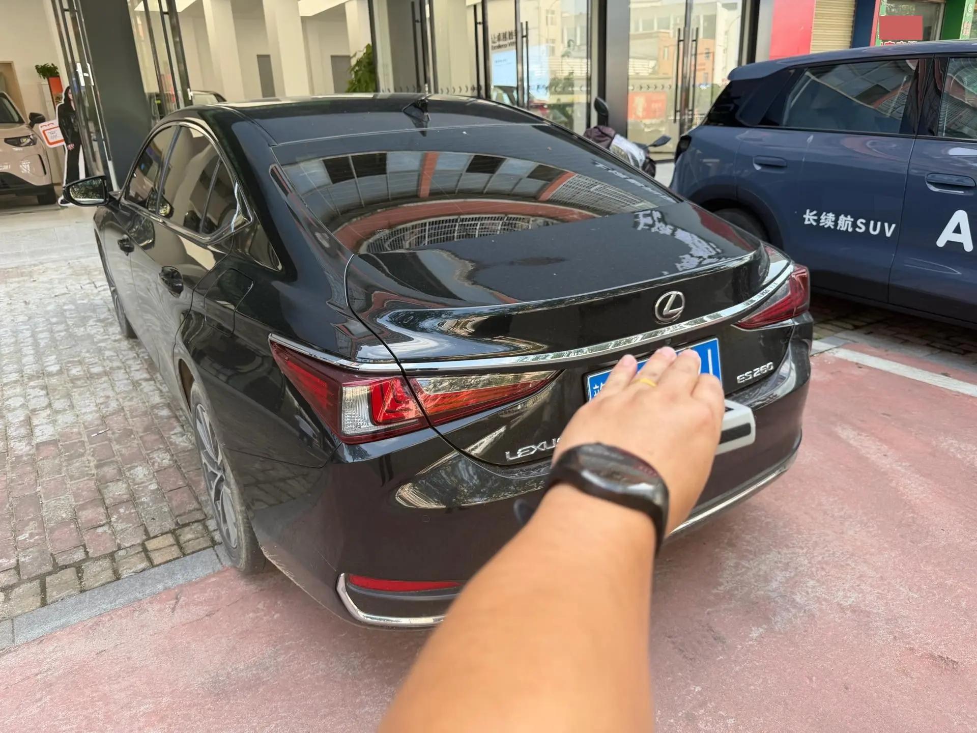 Lexus ES 2023 260 Excellence Edition 6