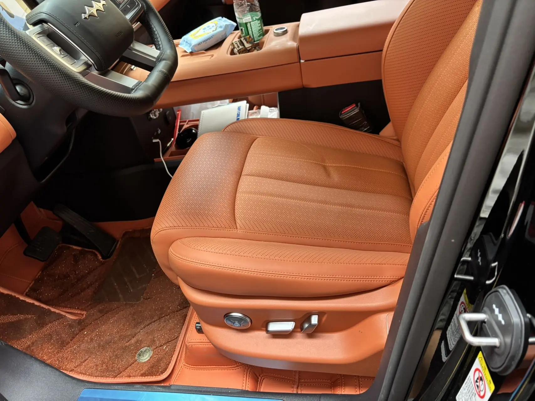 FangChengBao 2025 titanium 7 1.5T stepless 190KM four-wheel drive Ultra version of automatic gear 5