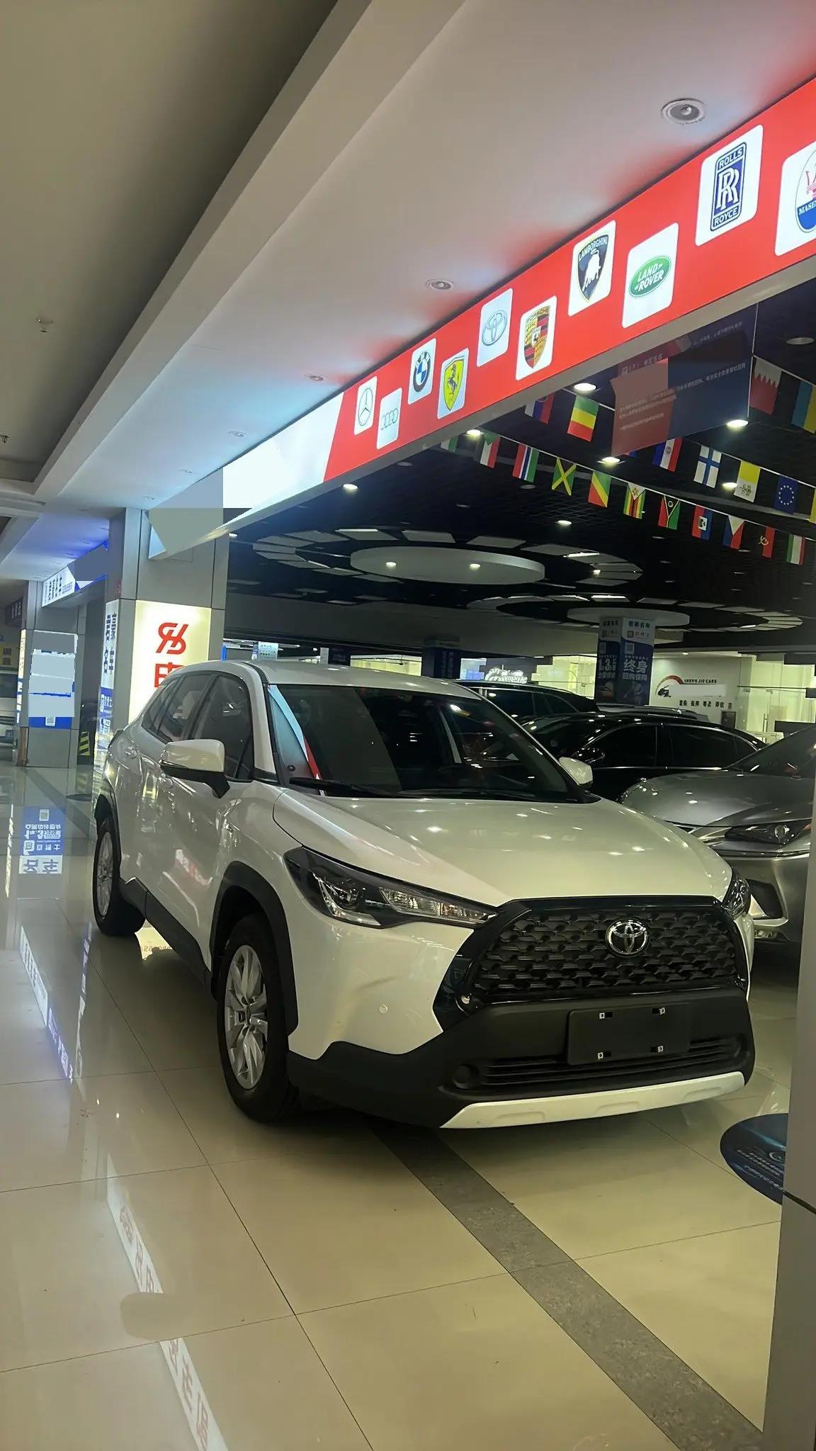 Toyota 2024 Corolla Cross Dual Engine 2.0 CVT Intelligent Electric Hybrid Pioneer Edition Automatic 2