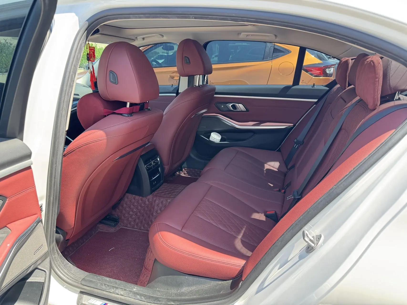 BMW 3 Series 2024 Model 325Li 2.0T M Sport Night Edition Automatic 3