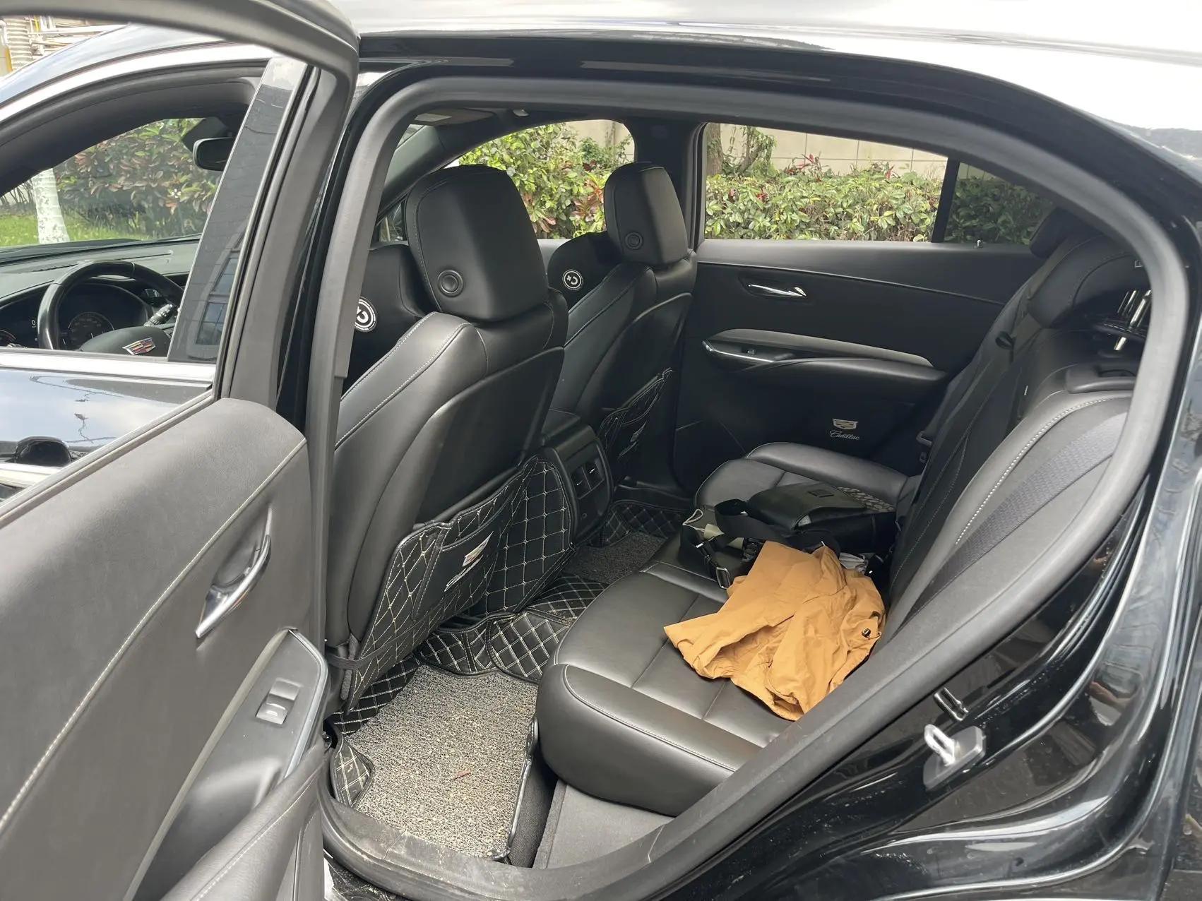 Cadillac XT4 2020 28T Two-Drive Luxury Model 9