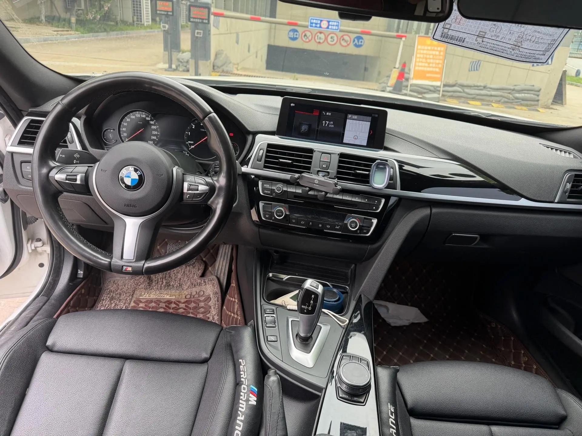 BMW 3 GT 2019 320i M sports suit 7