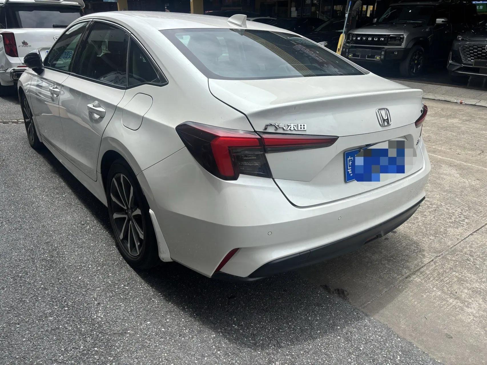 Honda 2023 Civic 1.5T CVT 240TURBO Luxury Edition Automatic 4