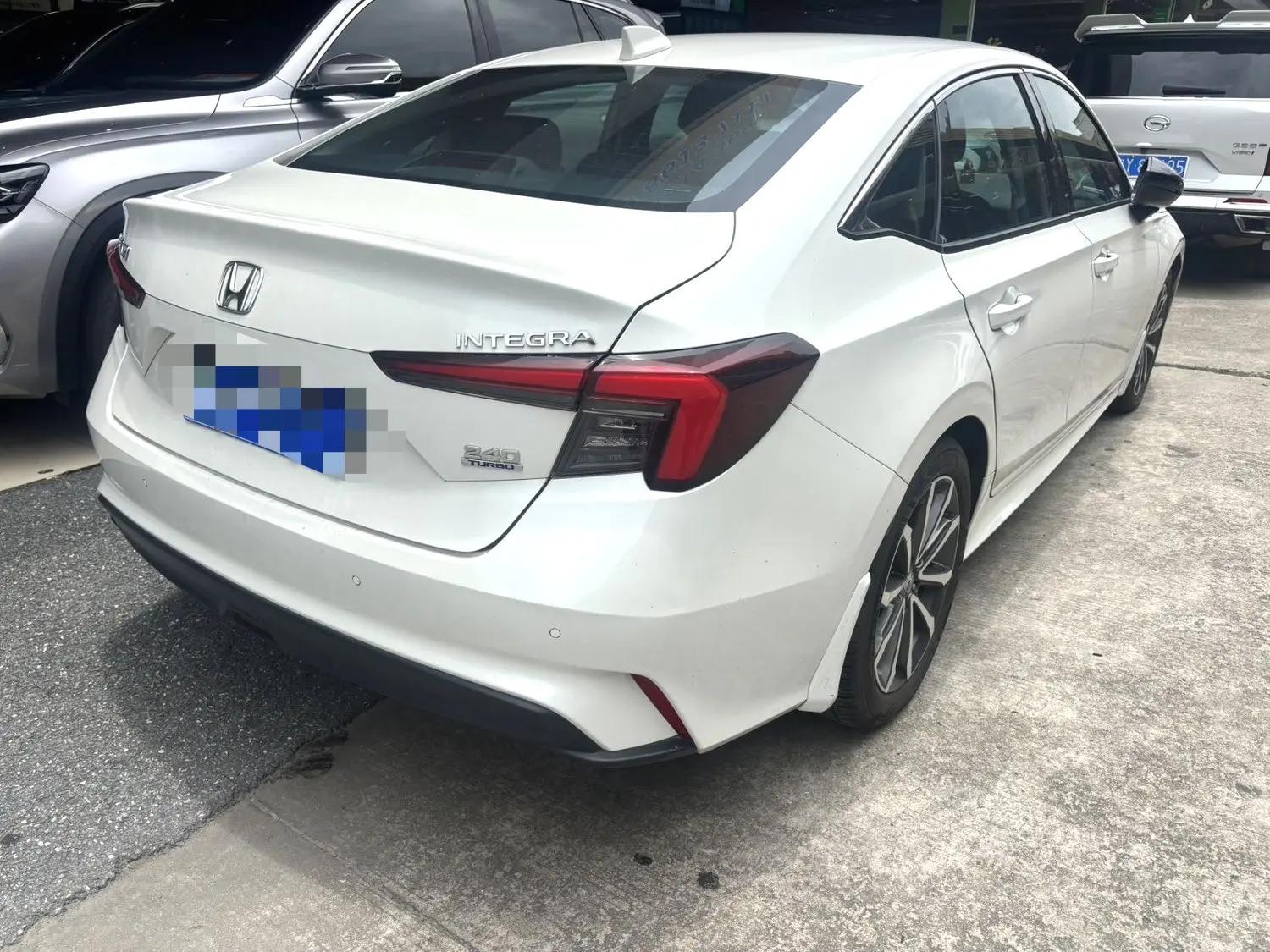 Honda 2023 Civic 1.5T CVT 240TURBO Luxury Edition Automatic 5