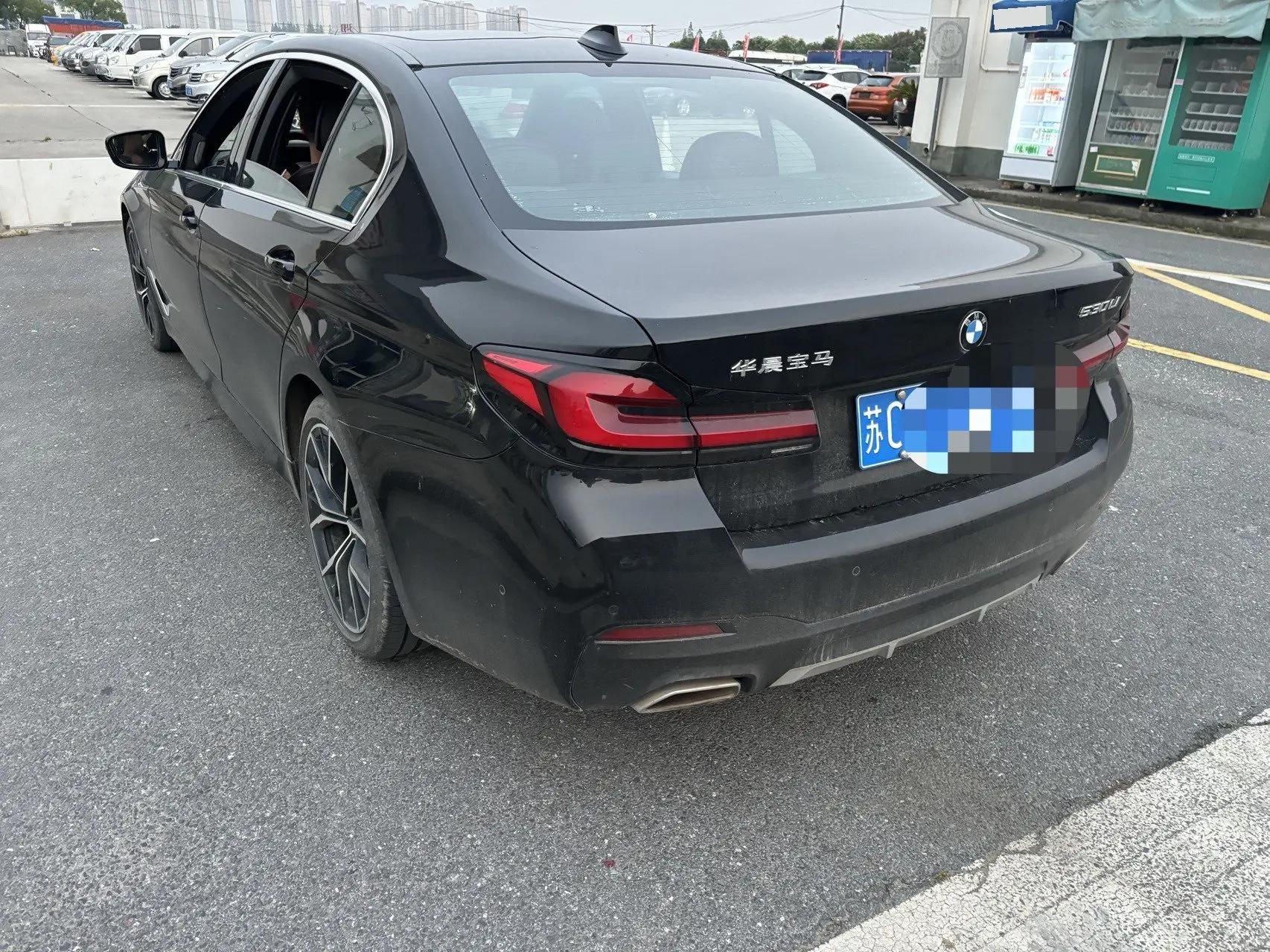 BMW 5 Series 2021 530Li Exclusive M Sports Suit 2