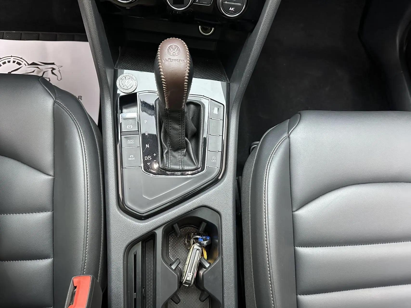 Tuyue 2019 280TSI Two-Drive Deluxe Edition National V 8