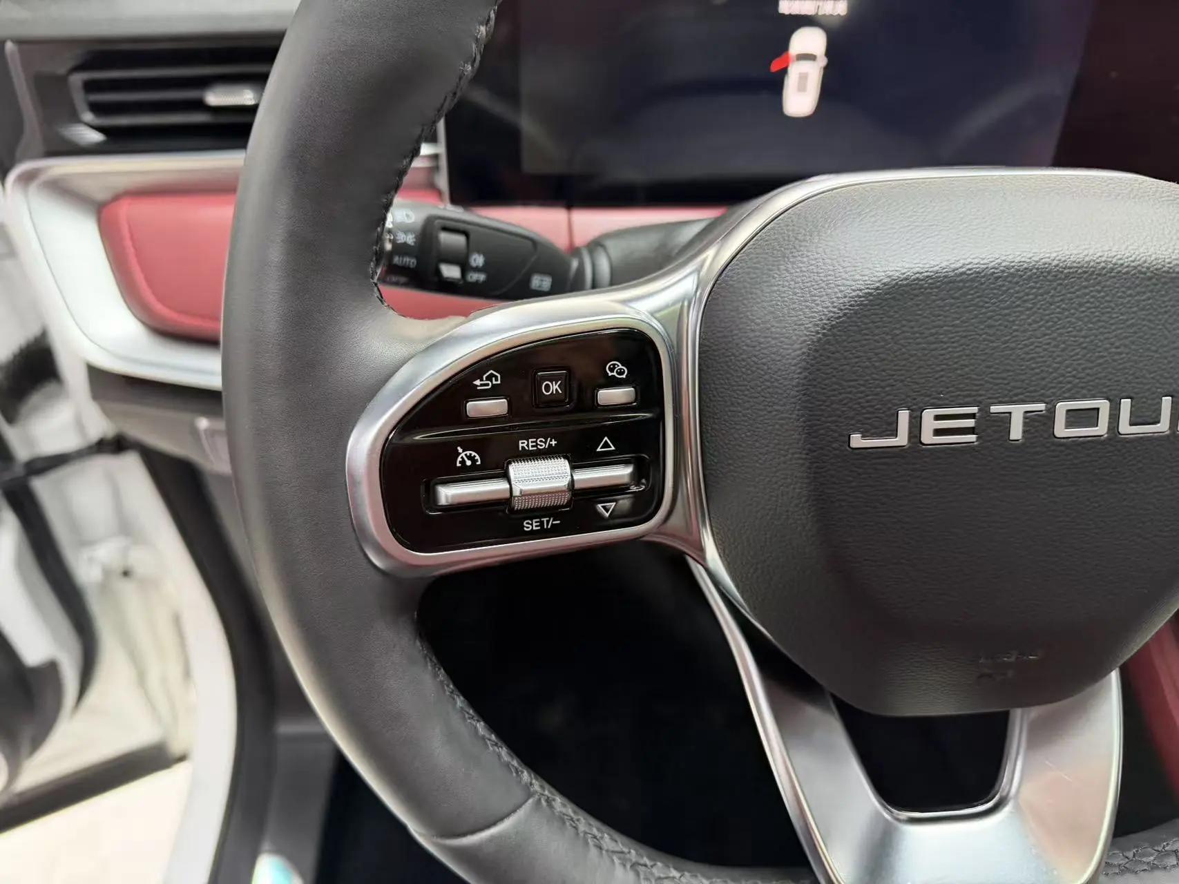 Jetour 2025 X70 PLUS 1.5T Champion Edition MAX 5-seater Automatic 14