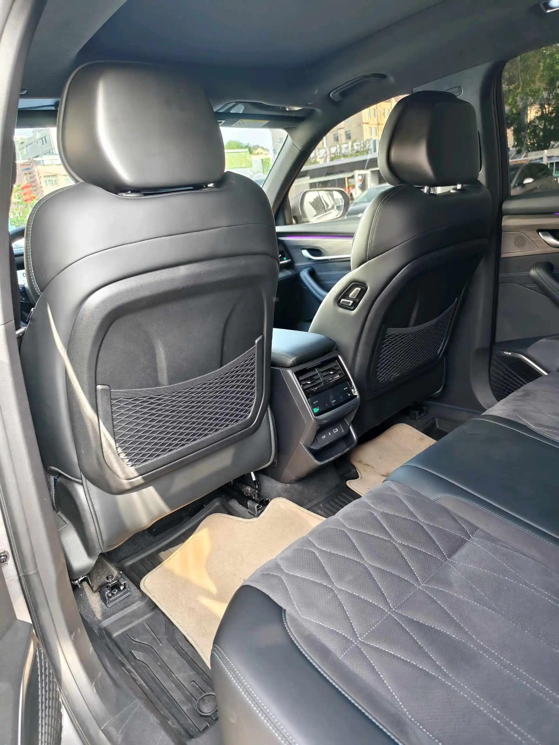 Geely 2025 XingyueL (Monjaro) 2.0TD Oriental Obsidian Star Edition Automatic Gear 4