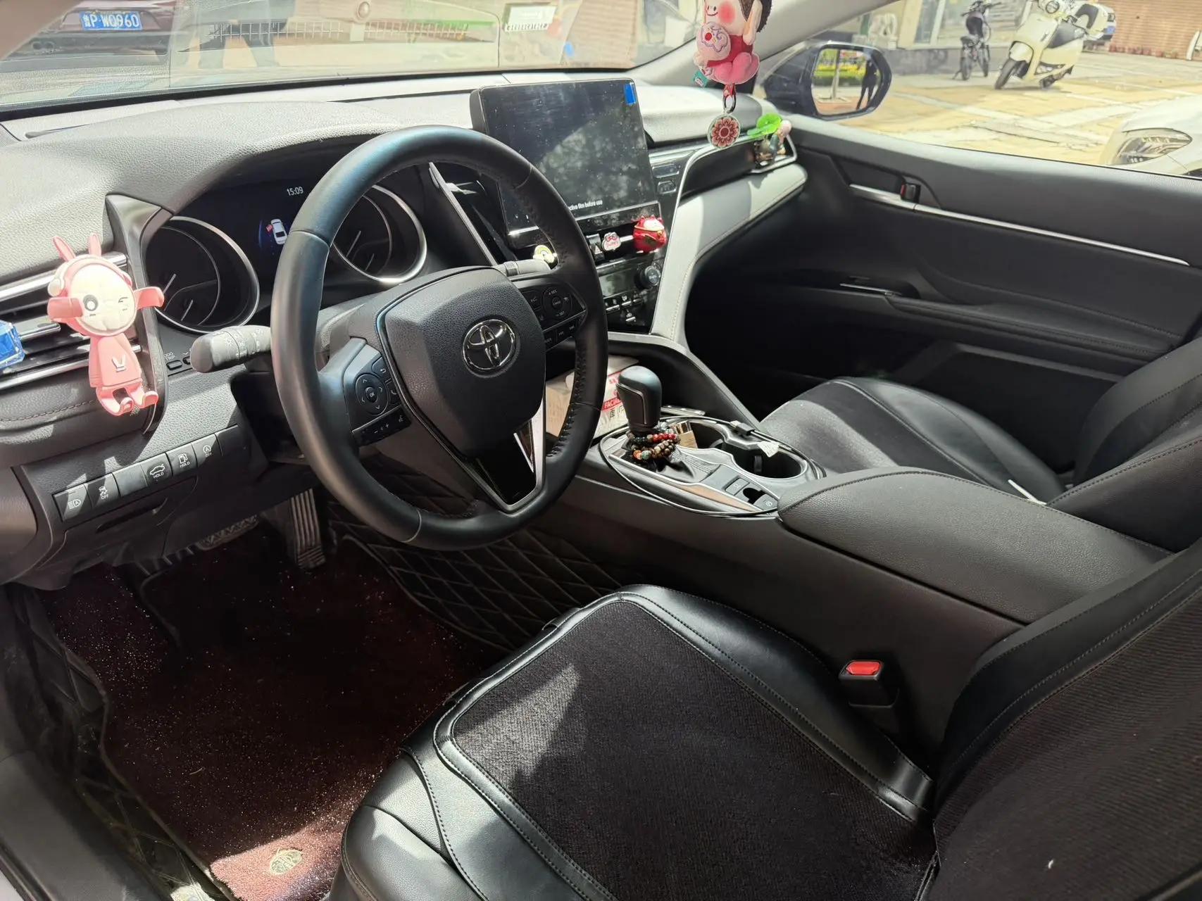 Toyota 2023 Camry 2.0G CVT Luxury Edition Automatic 4