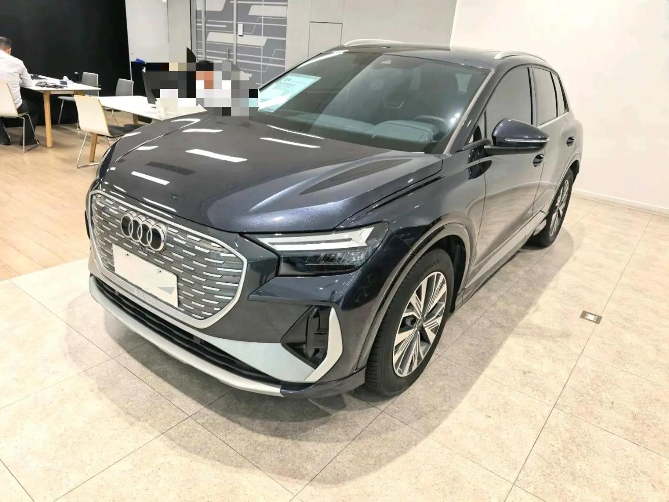 Audi 2024 Q4 e-tron 40 Creation Edition Automatic Gear