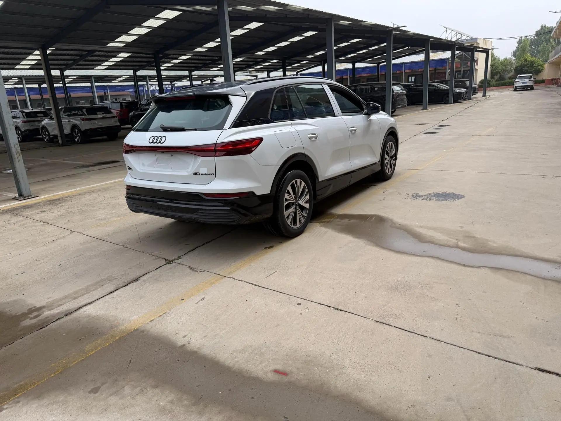 Audi 2023 Q5 e-tron 40 Shining Mecha Set Automatic Gear 5