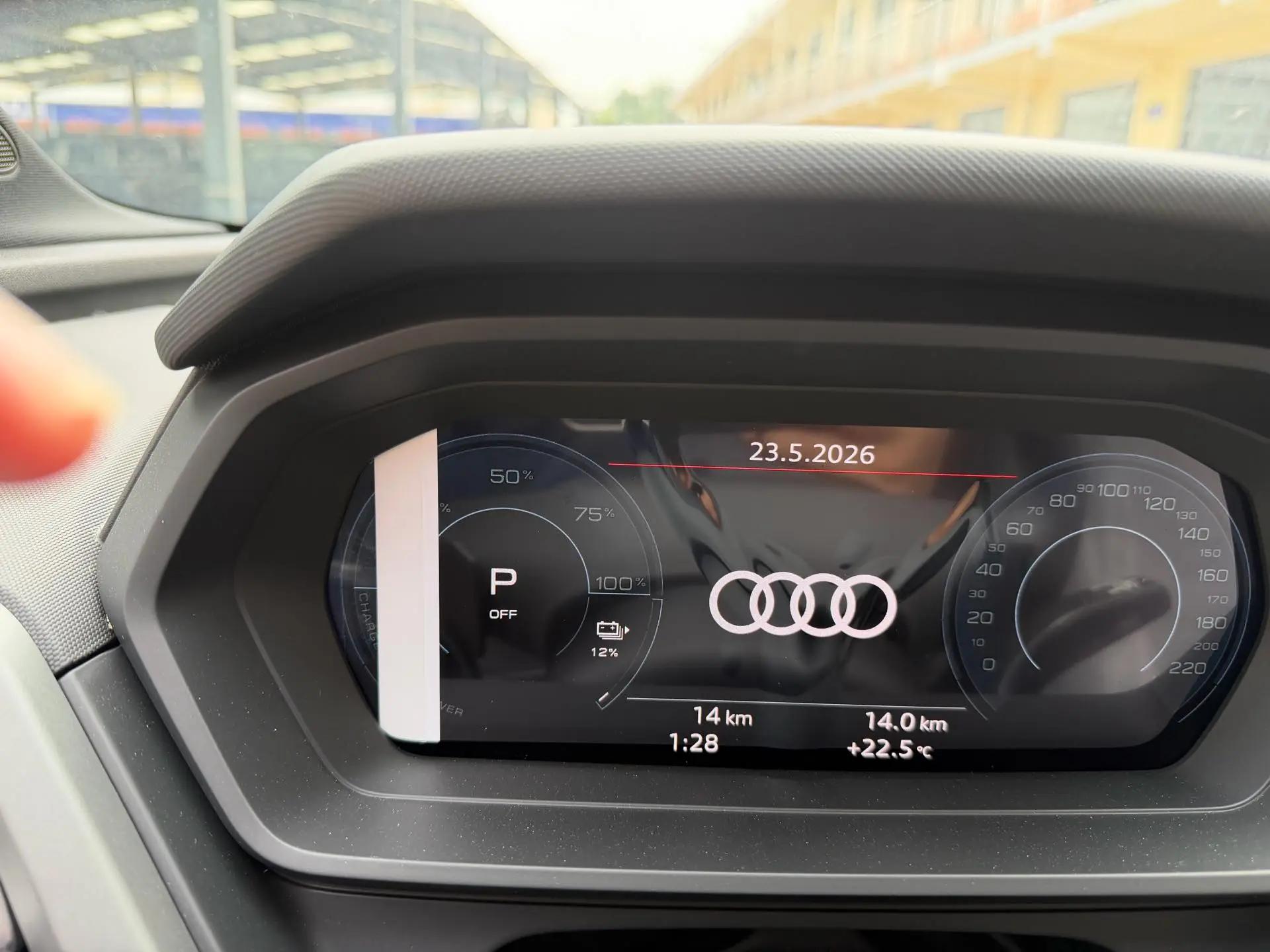 Audi 2023 Q5 e-tron 40 Shining Mecha Set Automatic Gear 9