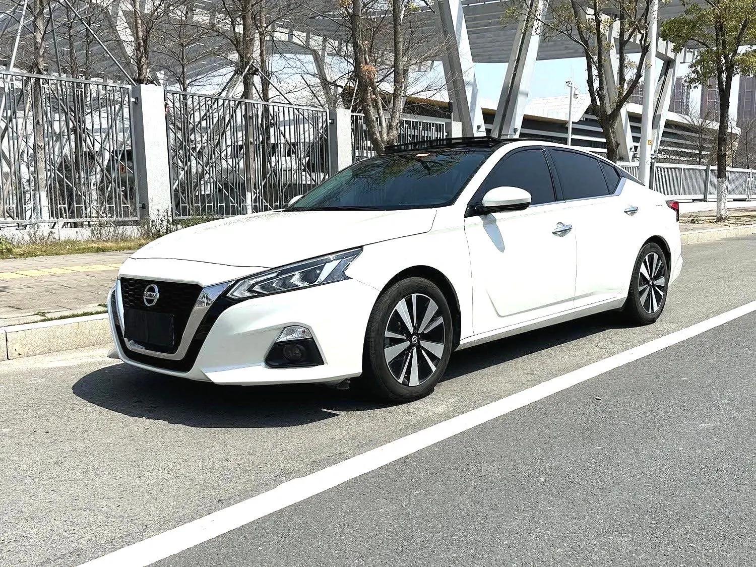 Teana 2021 2.0L XL Comfort Version